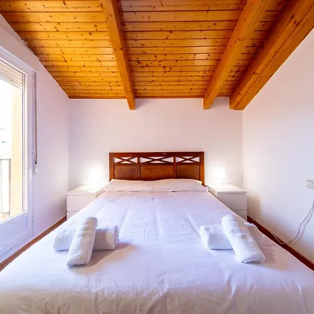 Renovado - Atico Plaza Herradores, Centrico Y Con Wifi * Soria