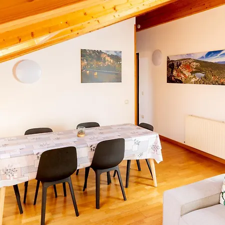 Renovado - Atico Plaza Herradores, Centrico Y Con Wifi * Soria