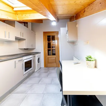 Renovado - Atico Plaza Herradores, Centrico Y Con Wifi Soria