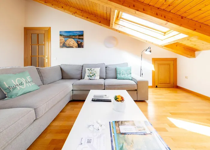 Renovado - ático Plaza Herradores, Céntrico Y Con Wifi Appartement Soria