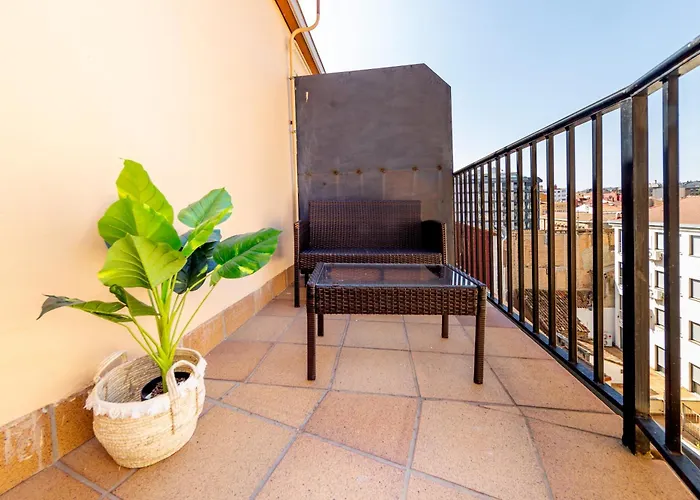 Renovado - ático Plaza Herradores, Céntrico Y Con Wifi Appartement *